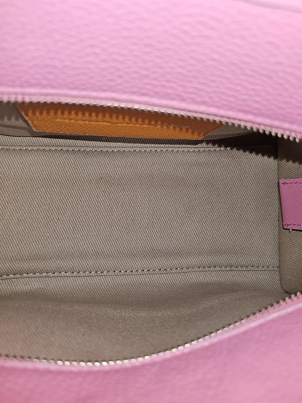 Marc Jacobs Pink & Orange The Tote Bag – Leather Shoulder Tote
